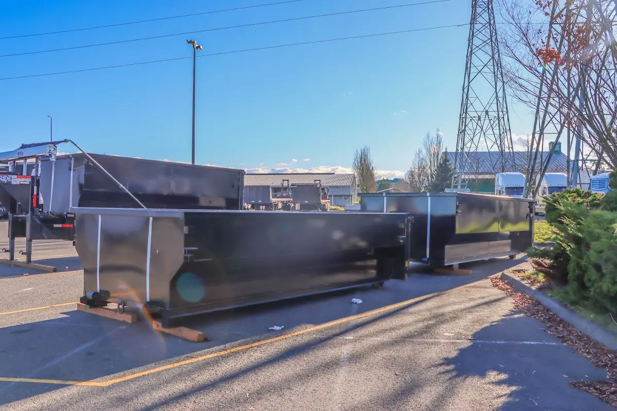 Professional dumpster rental and junk removal service in Hayward